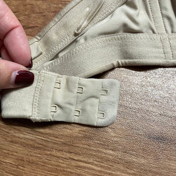 Maidenform Comfort Devotion Nude Beige Strapless Bra Size 38D Underwire Push Up - Picture 5 of 7